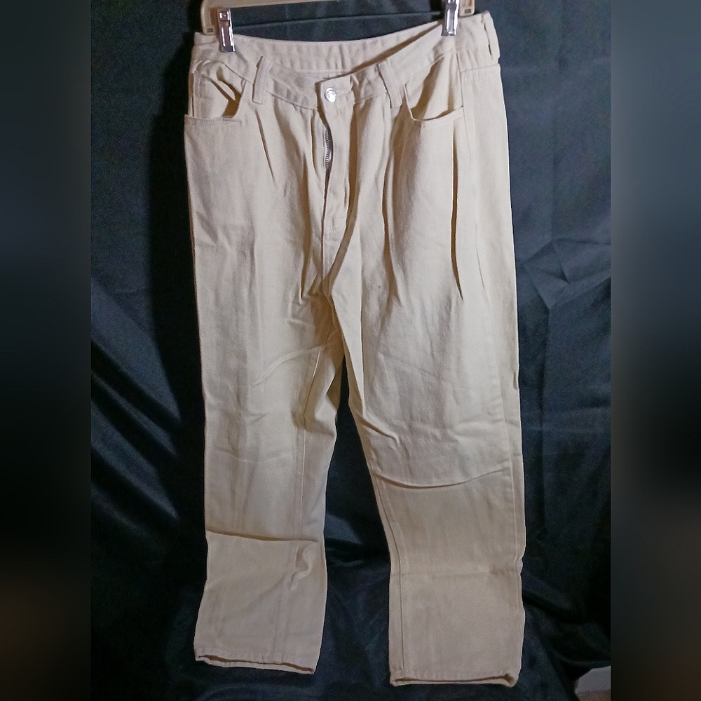 Cream baggy jeans sz XL